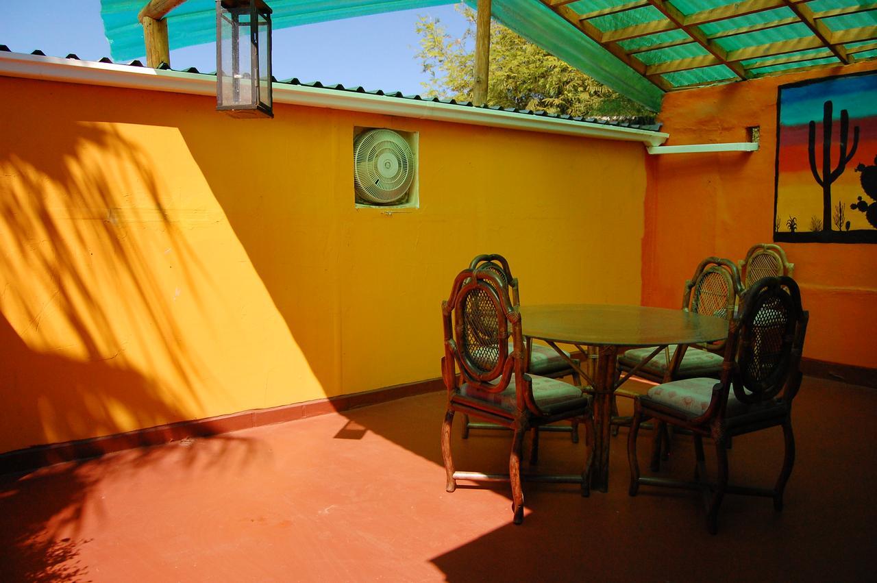 Leo'S Baja Oasis Hotell La Paz Exteriör bild
